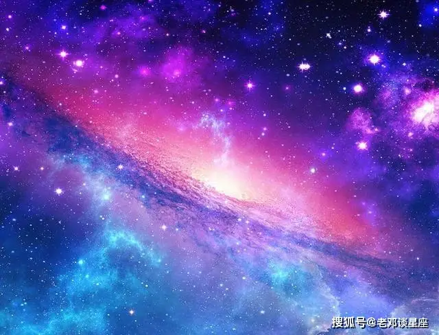 星座蛇纹身：解锁女性独特魅力