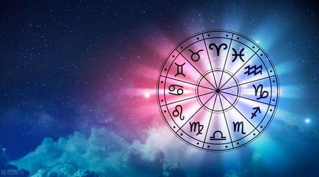 女性太阳星座与男性月亮星座契合：化学效应解读和日常交流表现