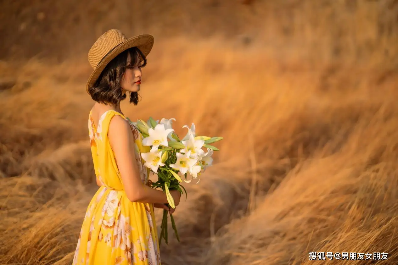 星座女特点_星座女生的性格分析_十二星座女生动作