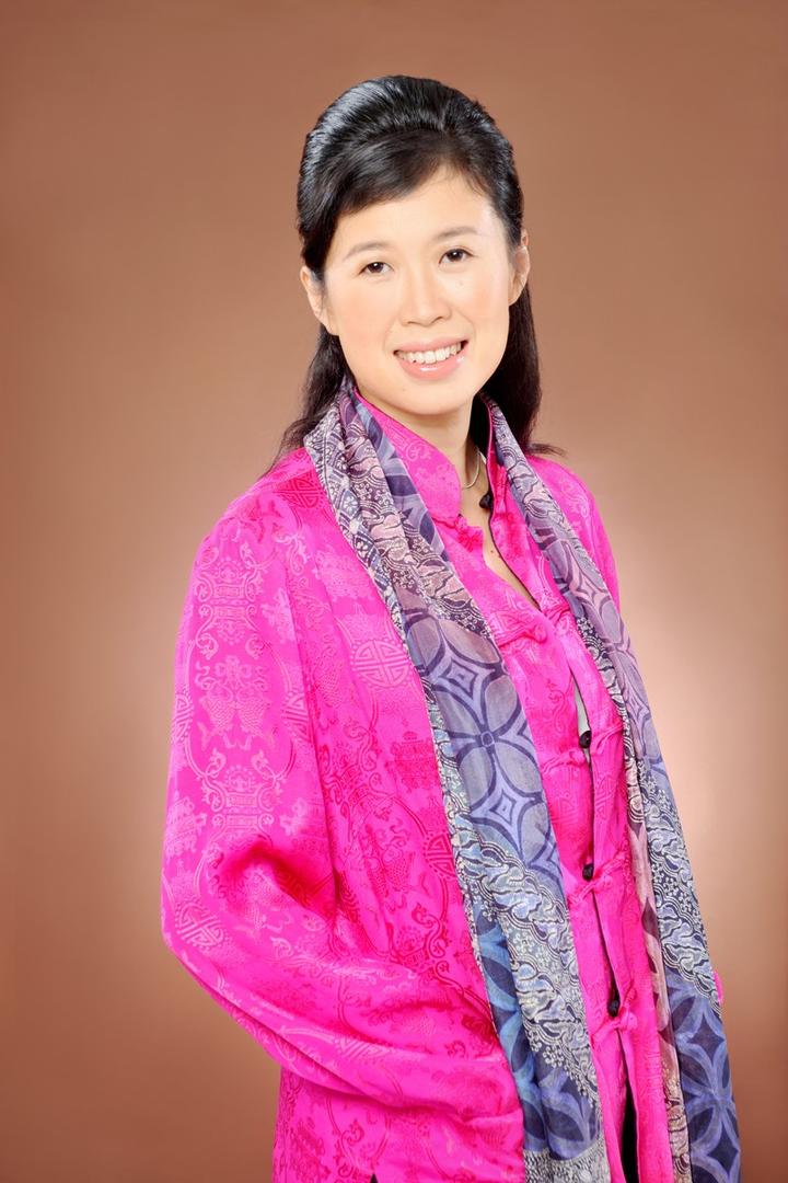政务官新晋女神：白羊VS金牛，谁更能带领团队闯出一片天？