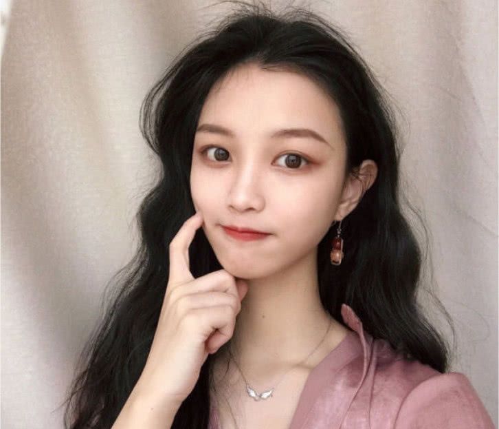 12星座女生当官_当官星座女生运势_哪些星座当官的会有作为