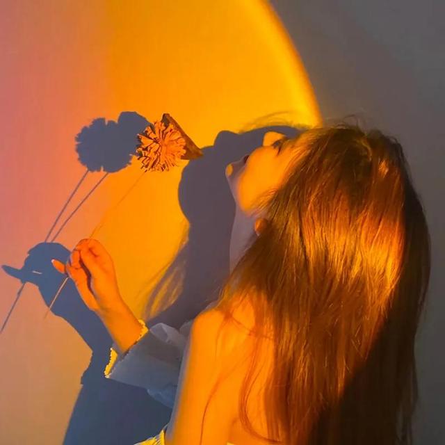 十二星座女生qq图片_星座女生图片梦幻_星座女图片动漫