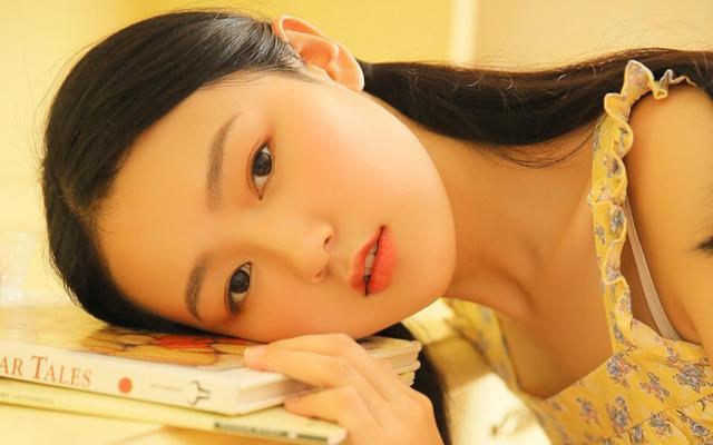 十二星座女生，处女座女郎最惹人瞩目！细心优雅，工作如行云流水