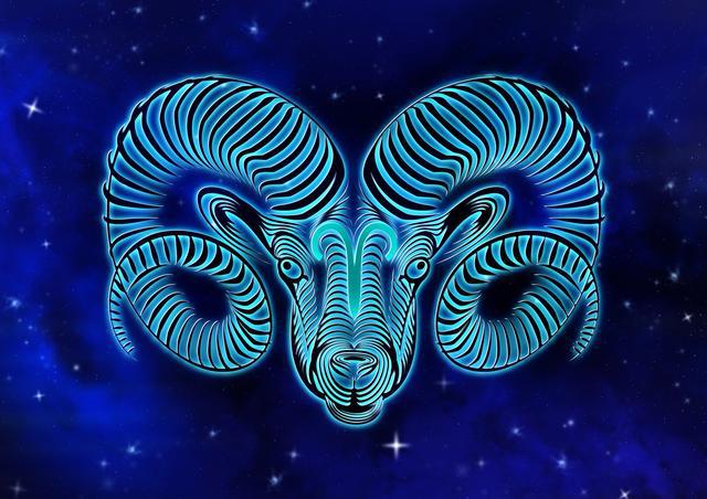 头像文字女生简单气质_头像短文拟人星座女生图片大全_星座拟人短文图片女生头像