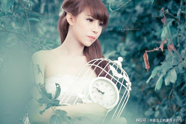 喜欢自拍臭美的星座女生_哪几个星座的女生最爱美_最喜欢臭美的星座女