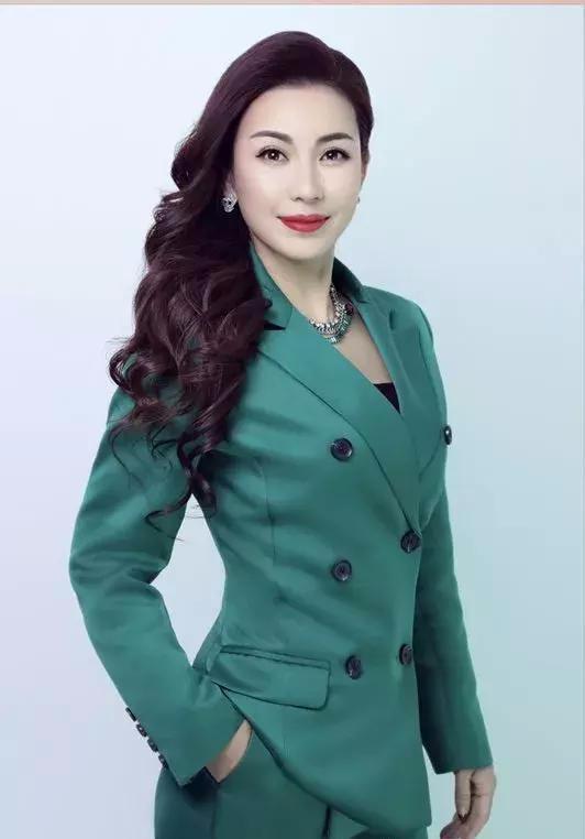 哪几个星座女赚钱能力一流_哪个星座女生未来很有钱_12星座女谁未来谁最富