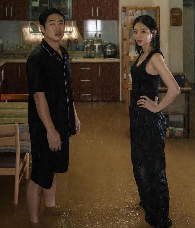 星座女生初吻会给吗_十二星座的女生初吻给谁_星座女生初吻给了谁