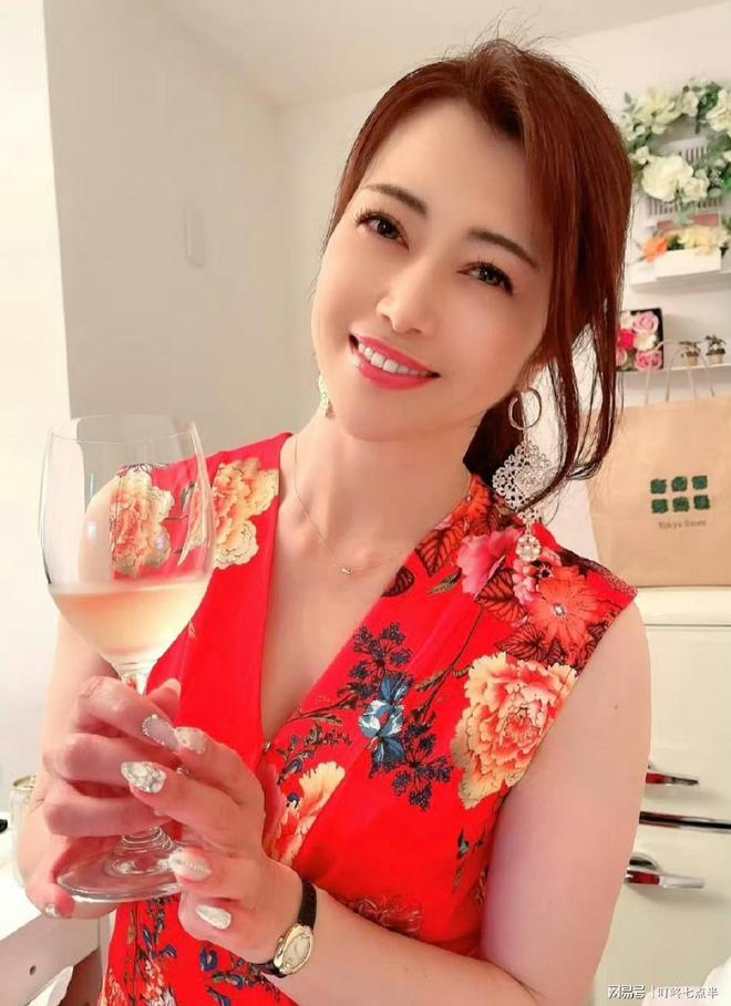 最美瞬间星座女生头像_最美瞬间星座女生图片_十二星座最美瞬间女生