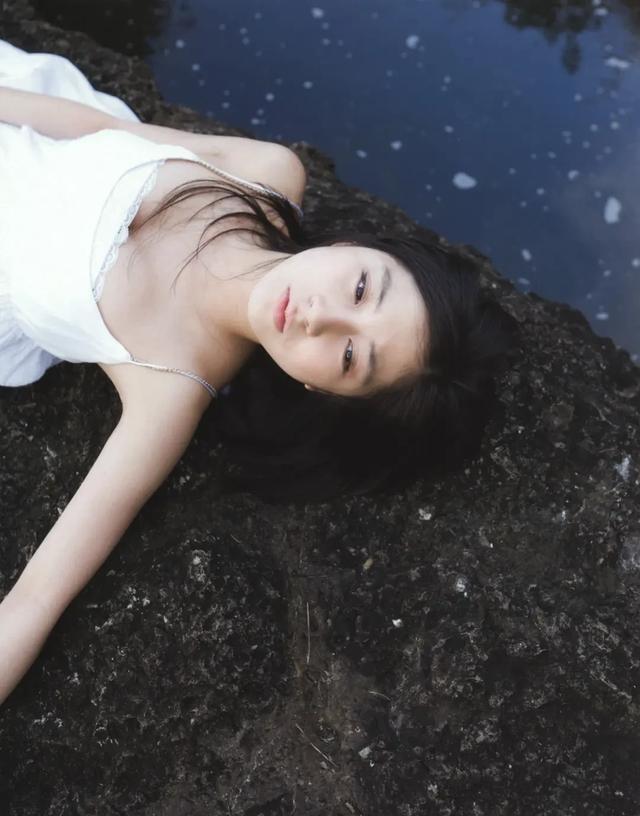 眼睛最美的5个星座女_什么星座眼睛女生最漂亮_眼睛漂亮的星座女