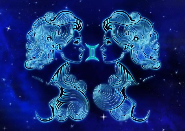 哪些星座喜欢傻傻的女生_什么星座女孩喜欢_12星座女生喜欢什么样的男生