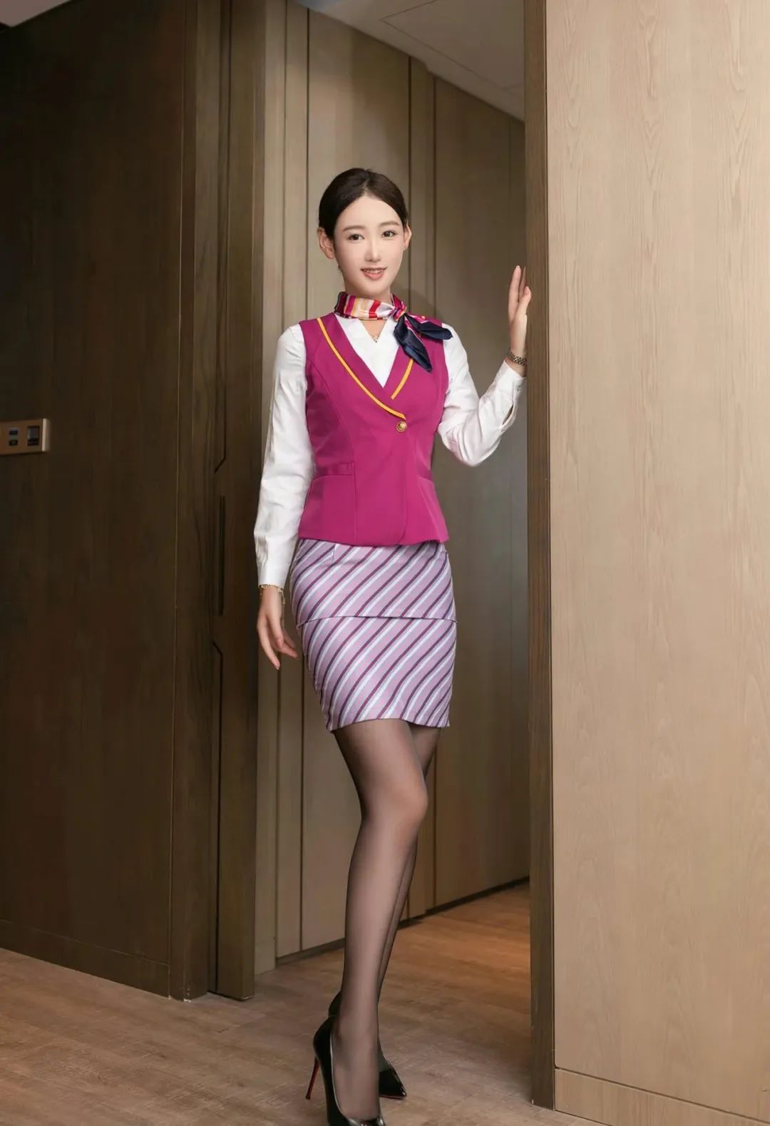 十二星座适合哪种校服女生_12星座校服女_穿校服最可爱的星座