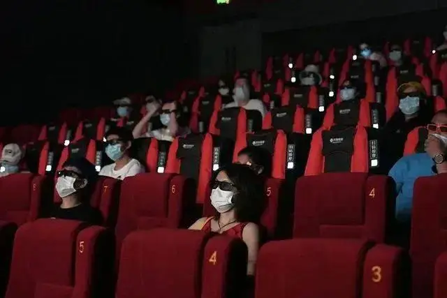 12星座吸烟姿势女生图片_吸烟姿势图片大全_吸烟姿势参考