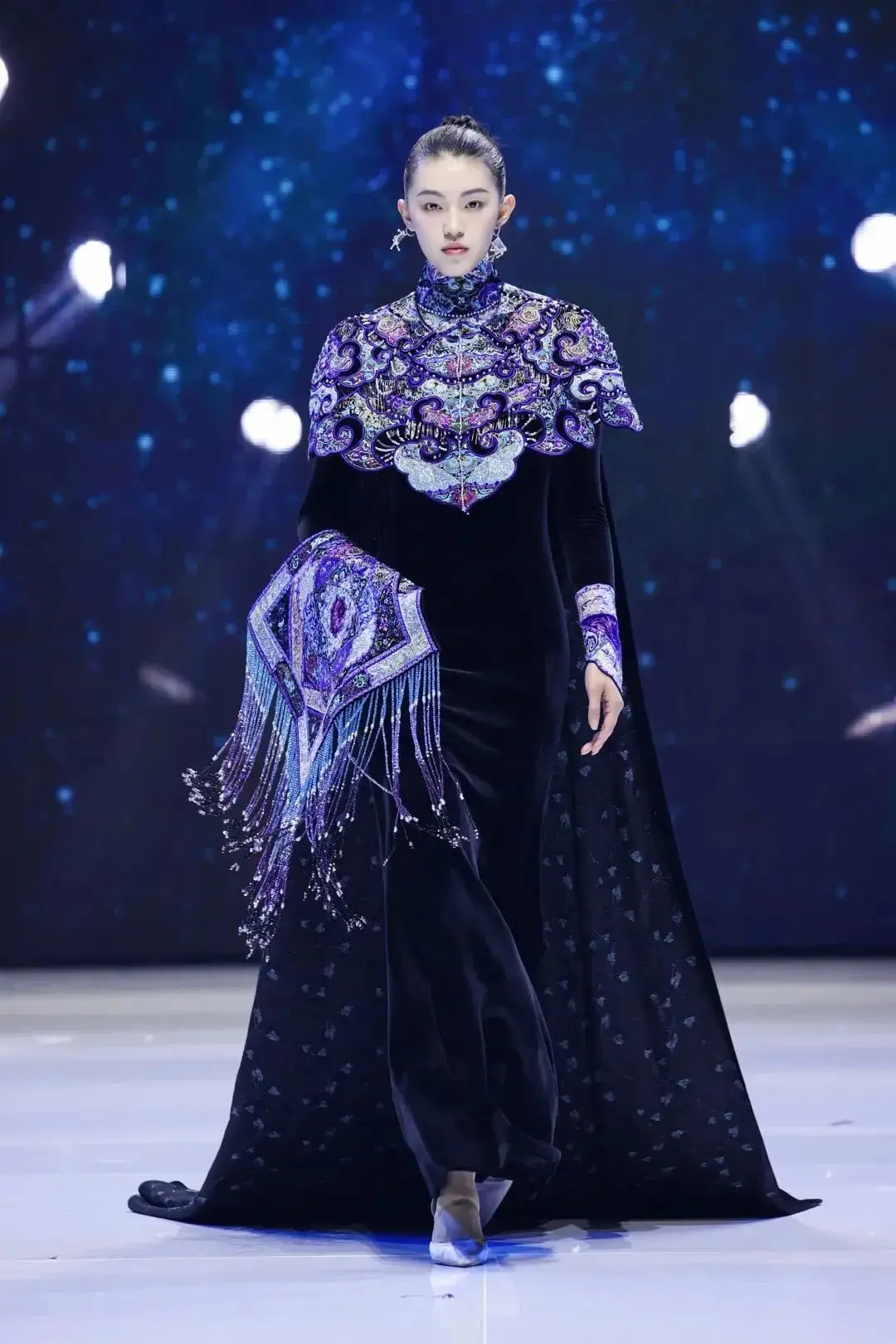 凤凰星座纹身图片女生_纹身凤凰的图片女生_纹身图案凤凰女
