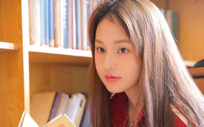 理发星座女生头像_理发女生发型_12星座女生理发