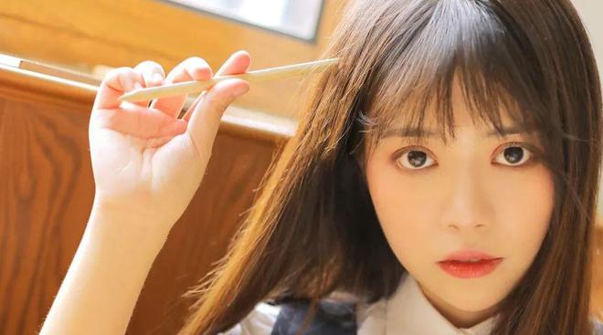 12星座女生理发_理发星座女生头像_理发女生发型